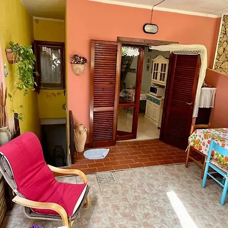 Διαμέρισμα Casa Phedra By La Via Del Mare Viaggi E Vacanze *